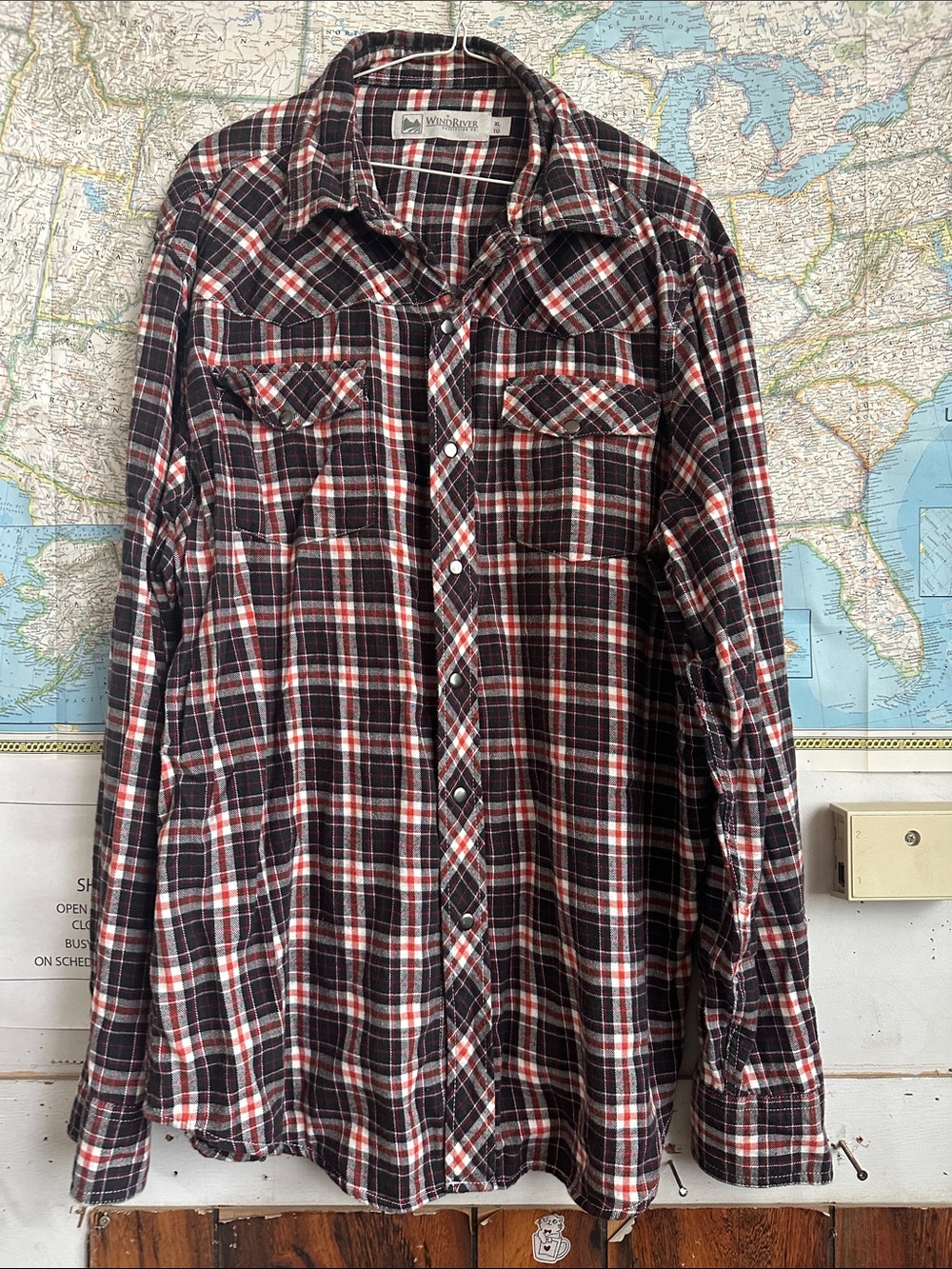 Wrangler Men's Black & Red Plaid Button-Down Shirt